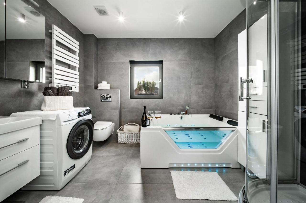 Domek Hot Tub Jacuzzi Chillout Kolobrzeg Dış mekan fotoğraf